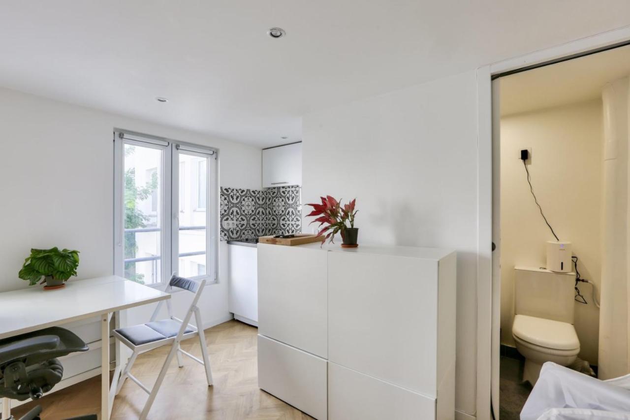 Super Studio In The 11Th District Apartamento París Exterior foto